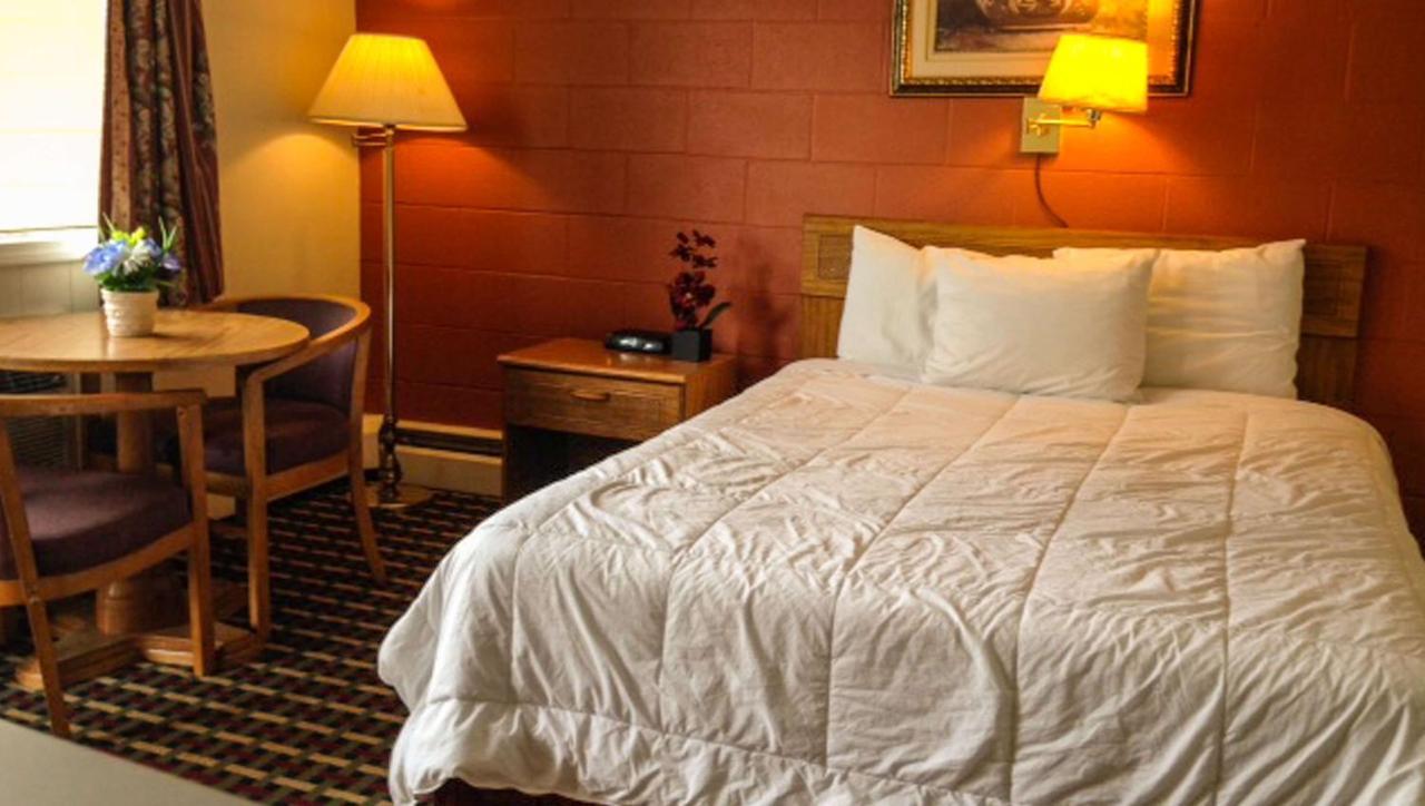 Rodeway Inn Manchester Dış mekan fotoğraf
