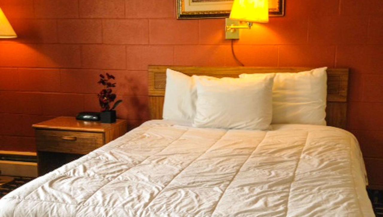 Rodeway Inn Manchester Dış mekan fotoğraf
