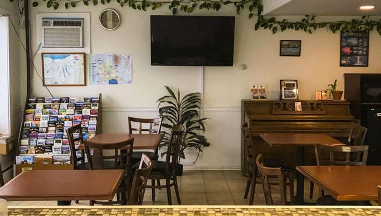Rodeway Inn Manchester Dış mekan fotoğraf