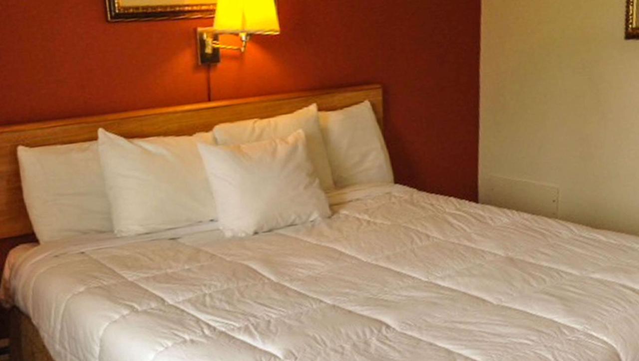 Rodeway Inn Manchester Dış mekan fotoğraf