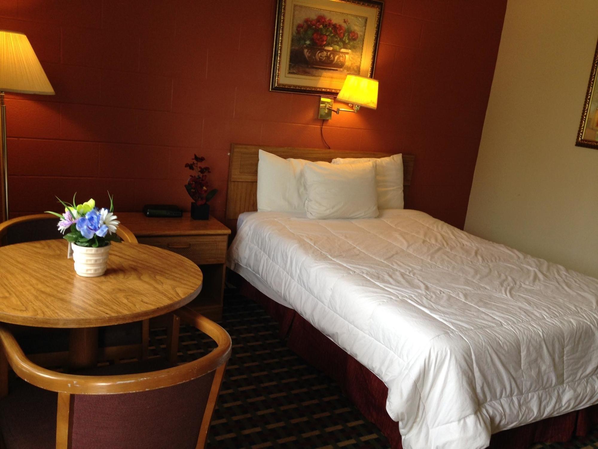 Rodeway Inn Manchester Dış mekan fotoğraf